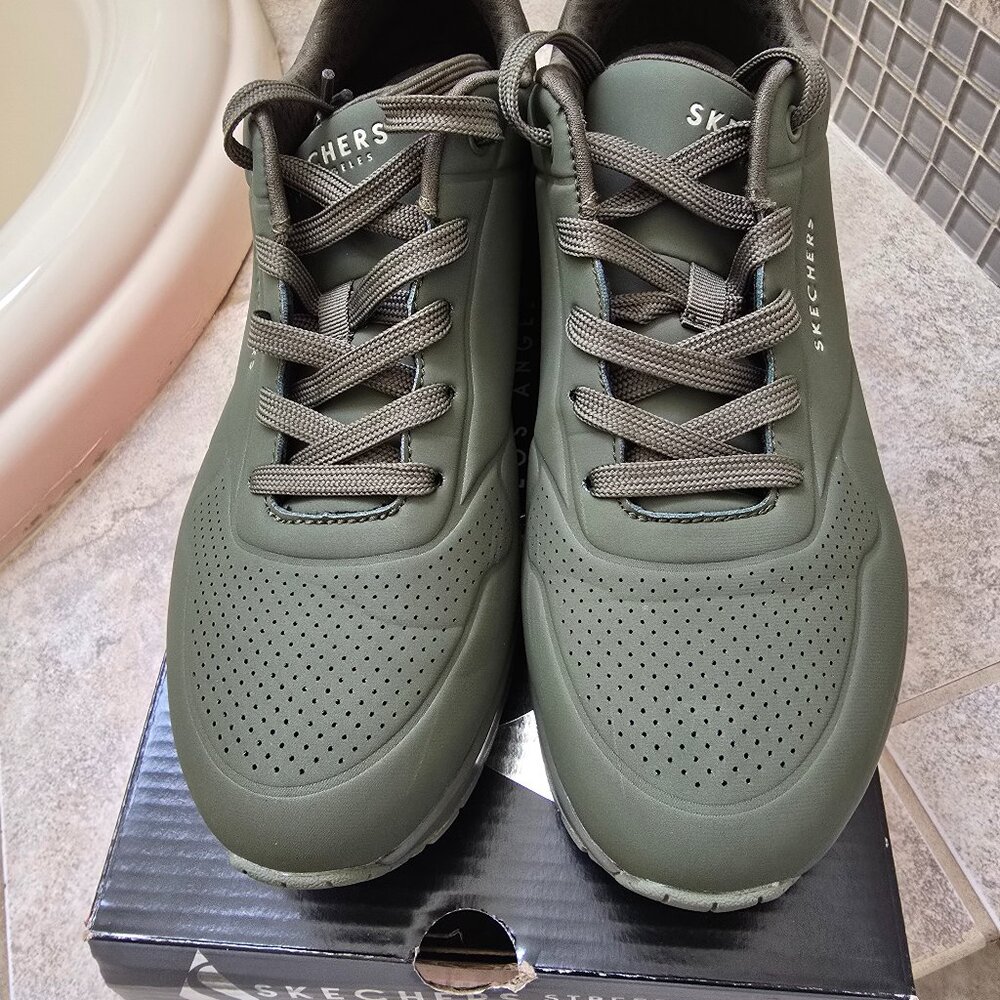 Skechers Women Olive Sneakers Size 10